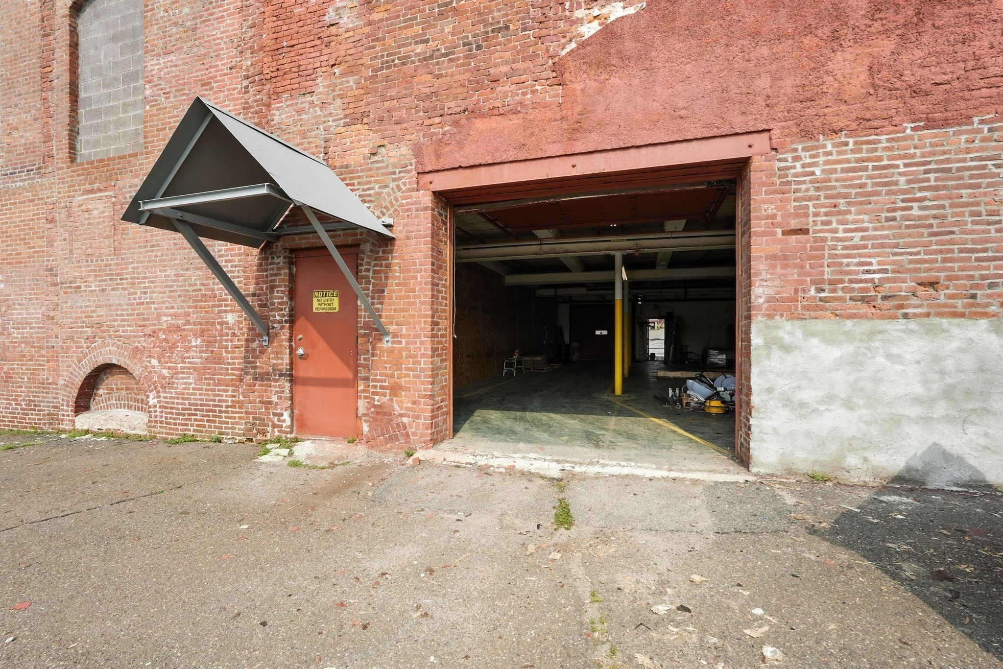 81 Sargeant St Property Photo 6