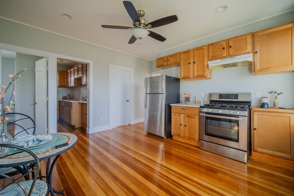 2 Marion St Property Photo 6