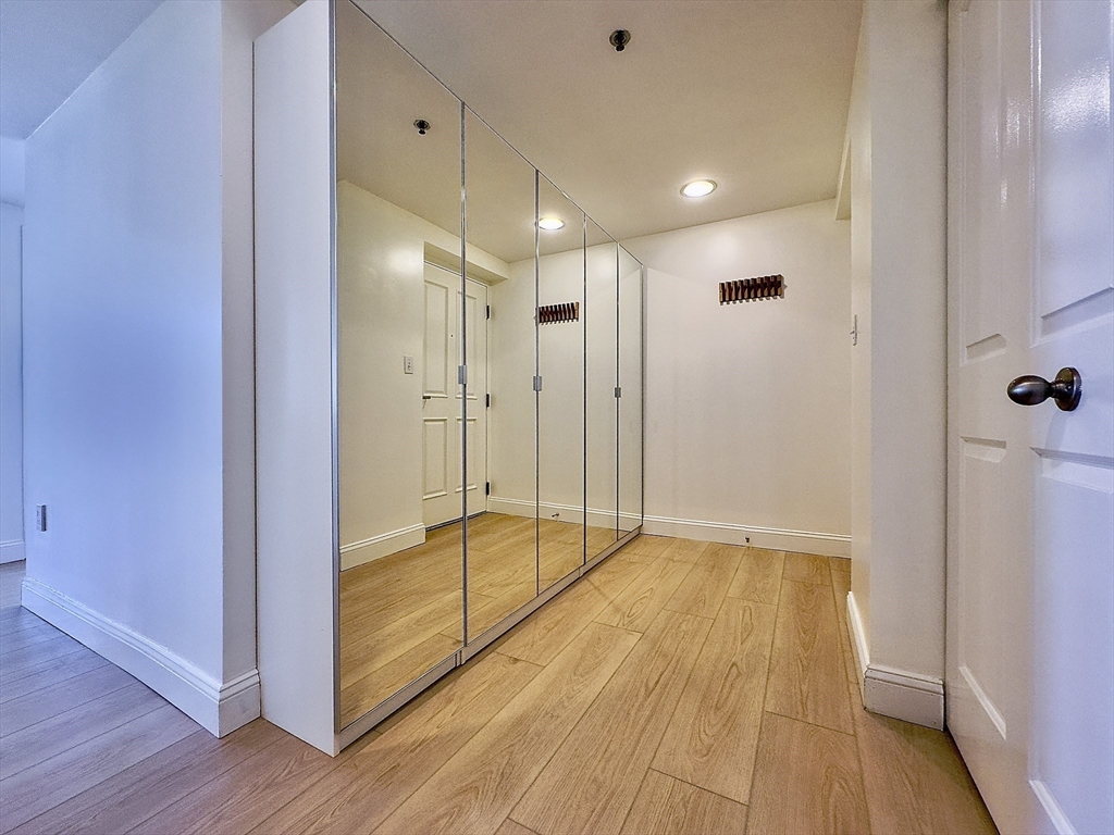 8-12 Museum Way # 1702 Property Photo 4