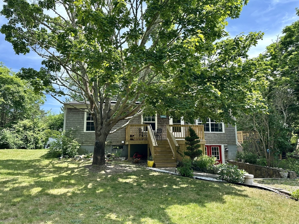 67 12th St S Property Photo 1