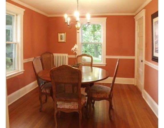 378 Plainfield Rd Property Photo 5