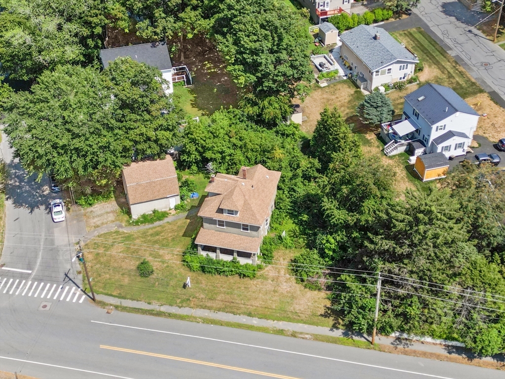 451 Primrose St Property Photo 5