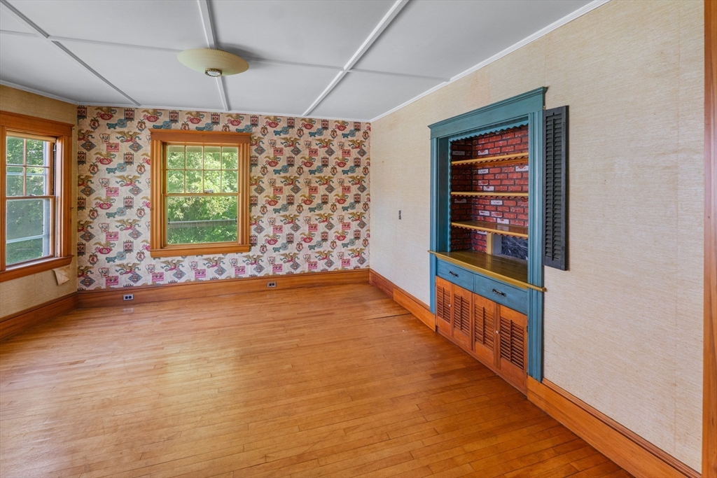 451 Primrose St Property Photo 10