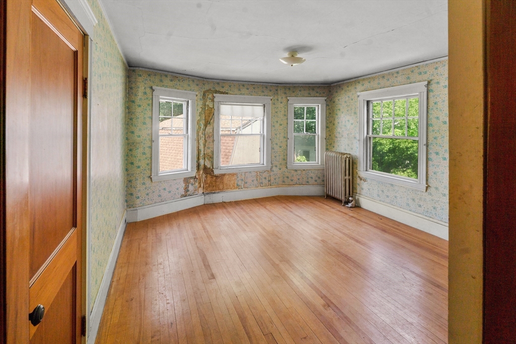 451 Primrose St Property Photo 15