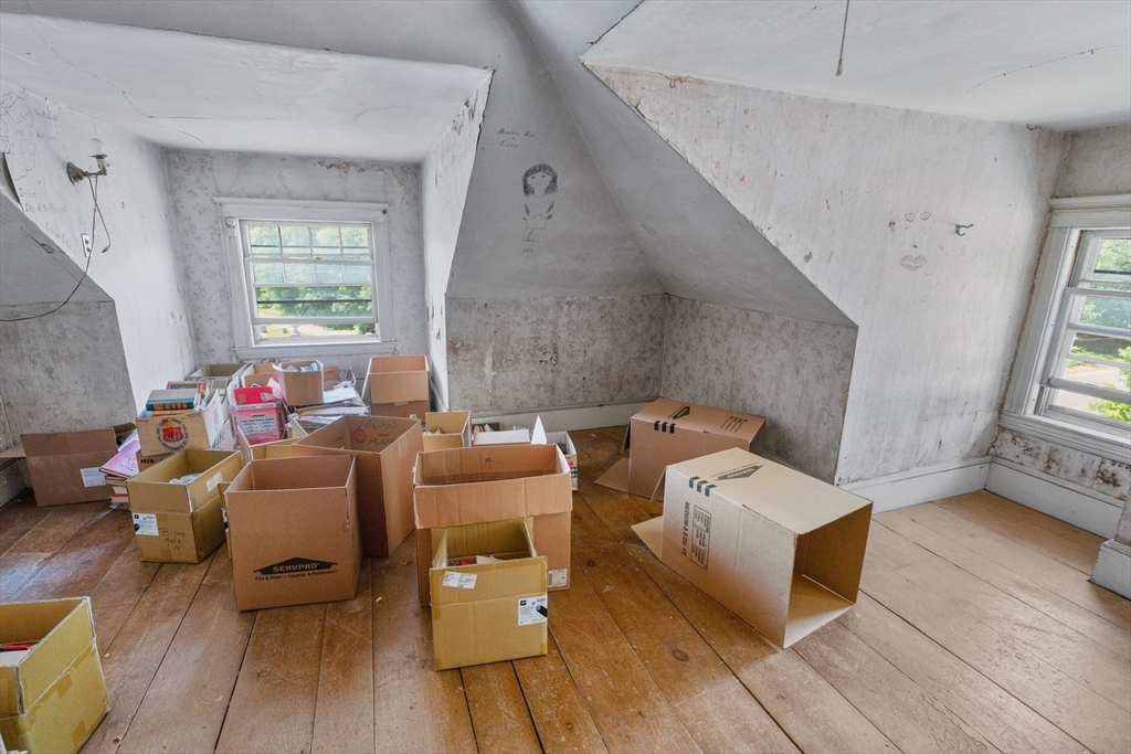 451 Primrose St Property Photo 19