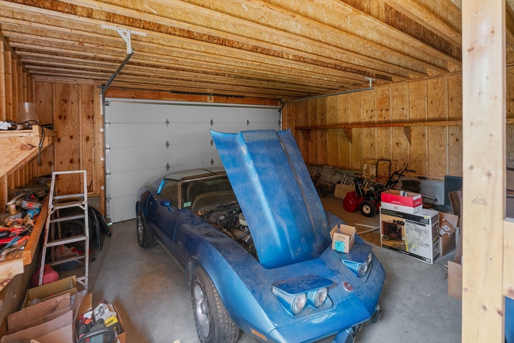 451 Primrose St Property Photo 31