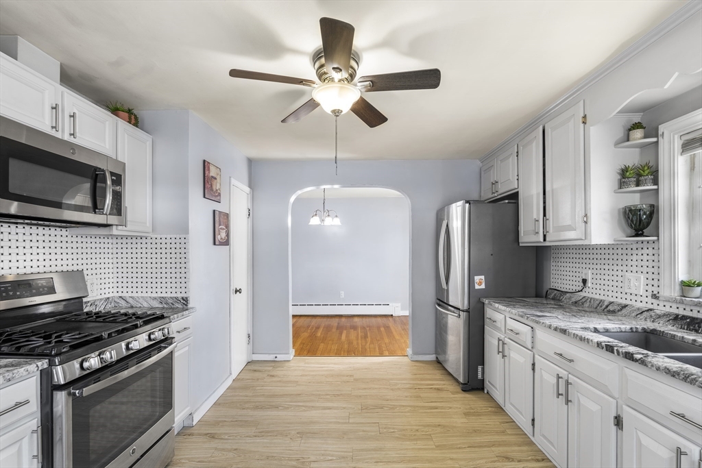 34 Merrimack St Property Photo 4