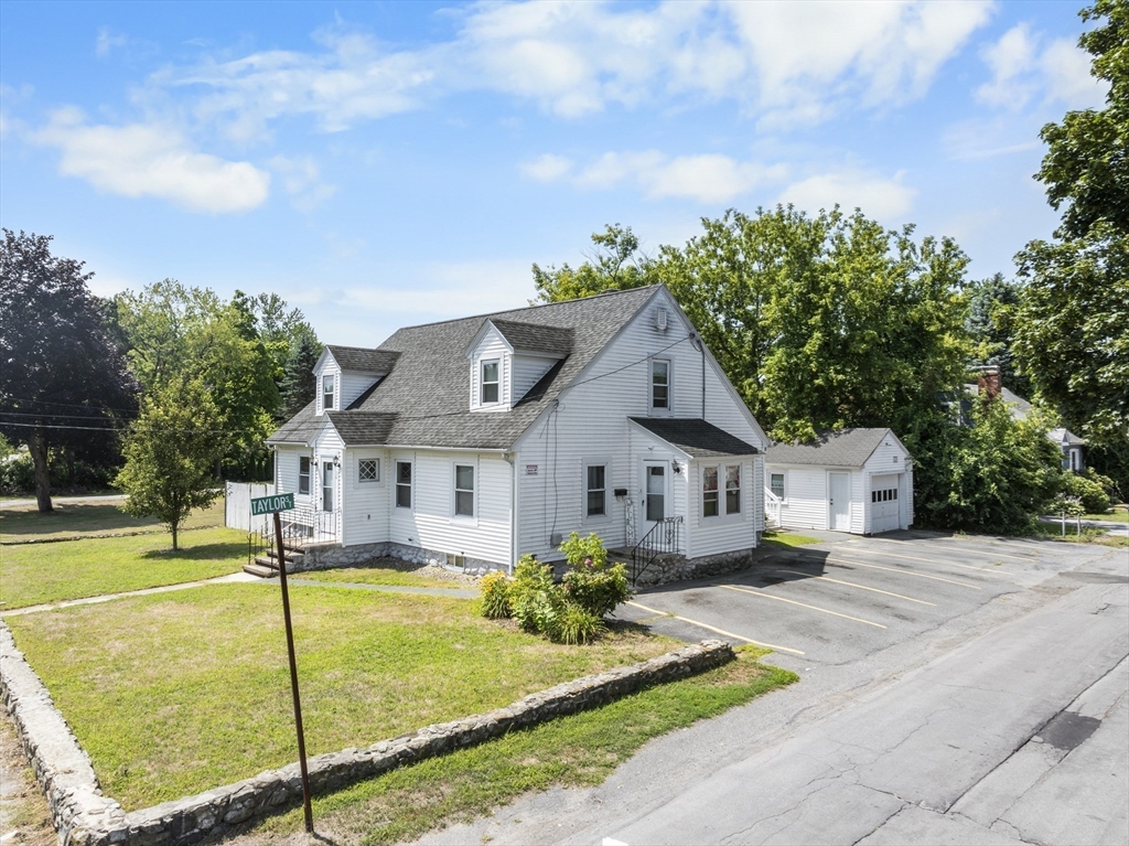 34 Merrimack St Property Photo 32