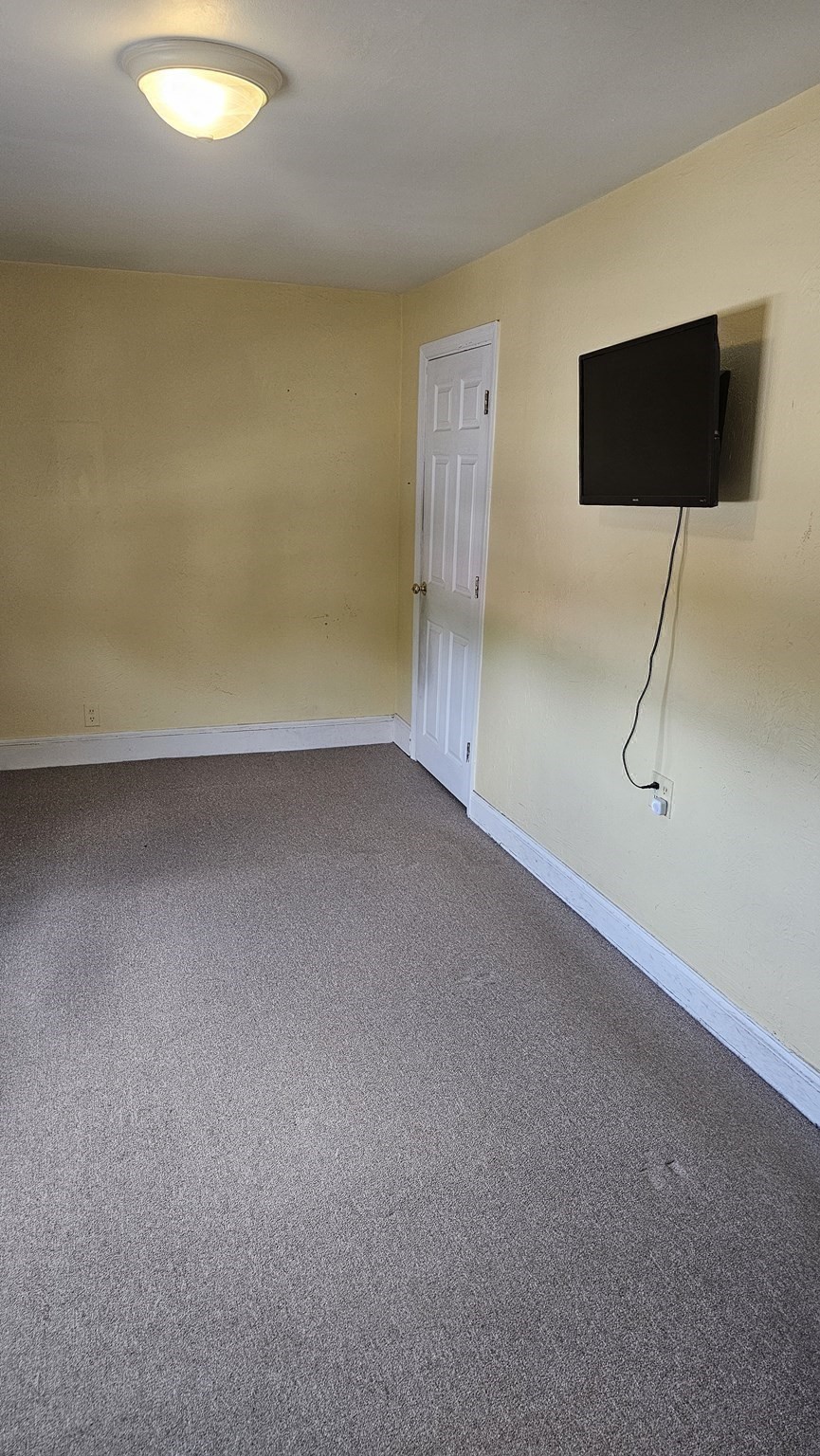 118 North Bedford Street Property Photo 20
