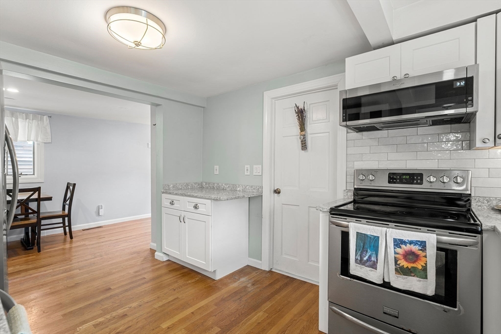 16 Caldwell St Property Photo 8