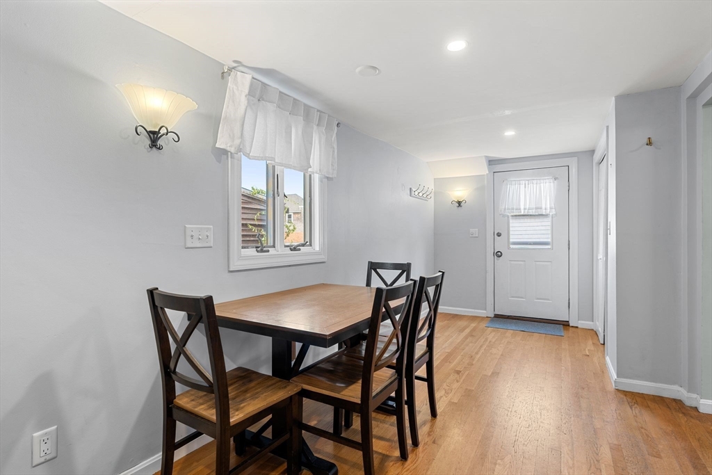 16 Caldwell St Property Photo 11
