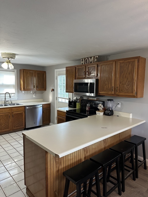 8 Cabot Cir Property Photo 5