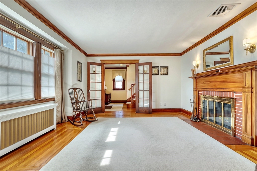 46 Goss Ave Property Photo 5