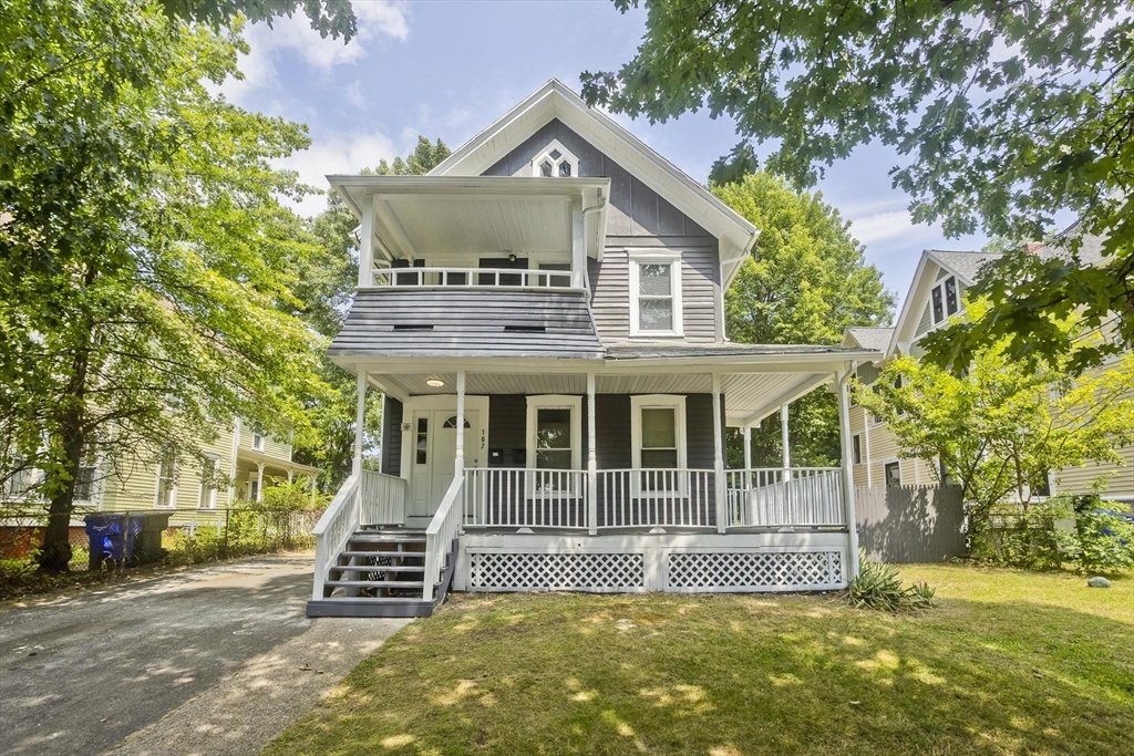 107 Thompson St Property Photo 1