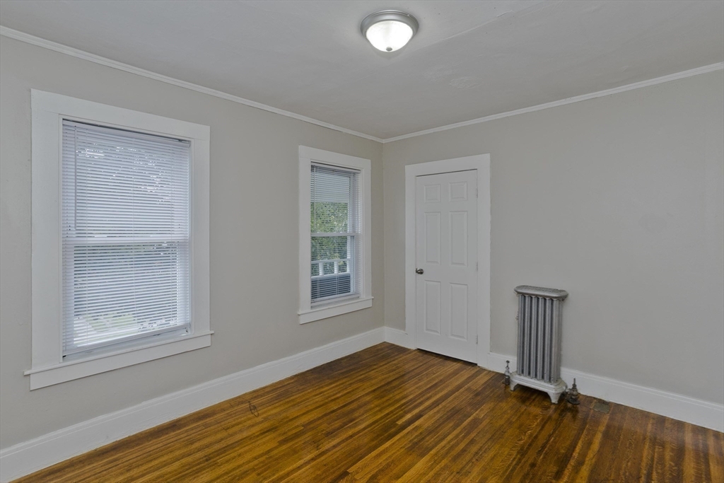 107 Thompson St Property Photo 21