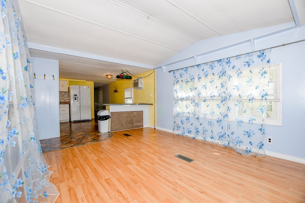 24 Kimberly Ct Property Photo 11