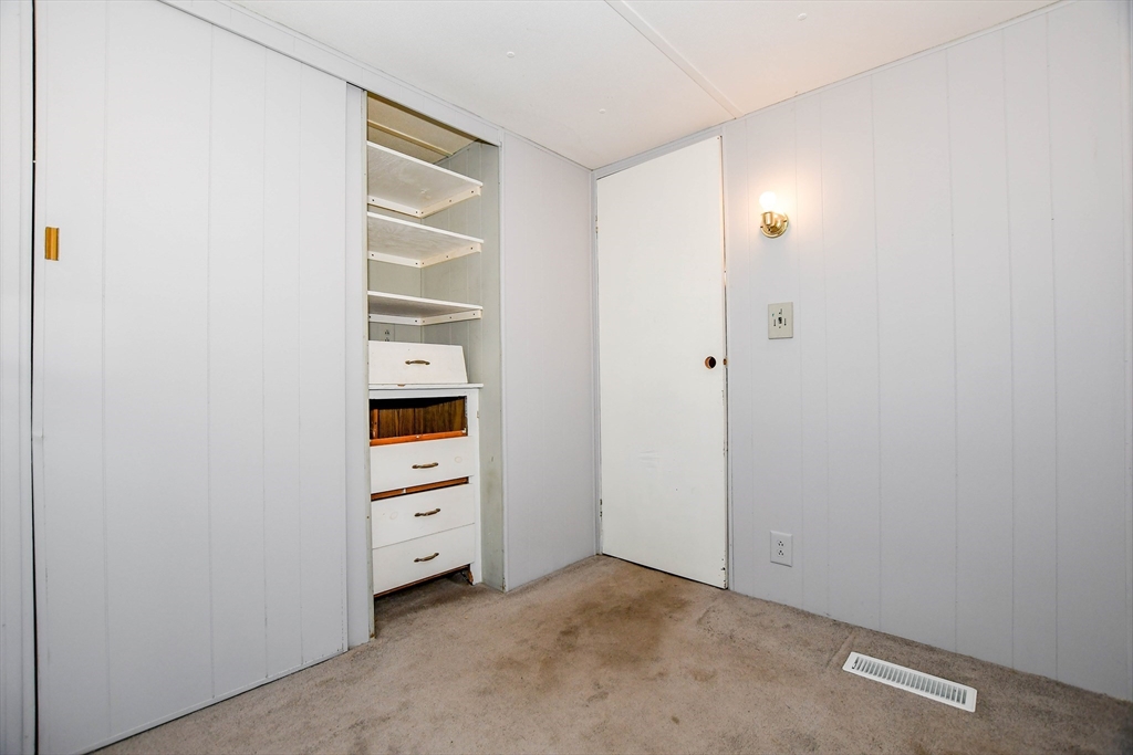 24 Kimberly Ct Property Photo 21