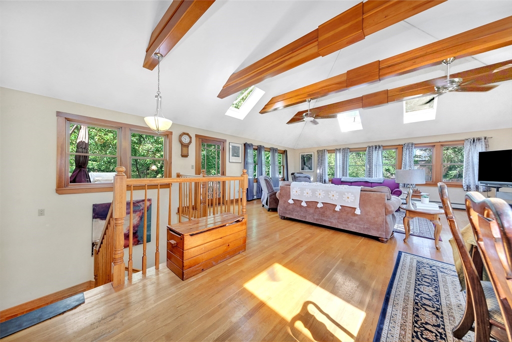 149 Willow Street Property Photo 9