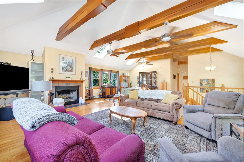 149 Willow Street Property Photo 11