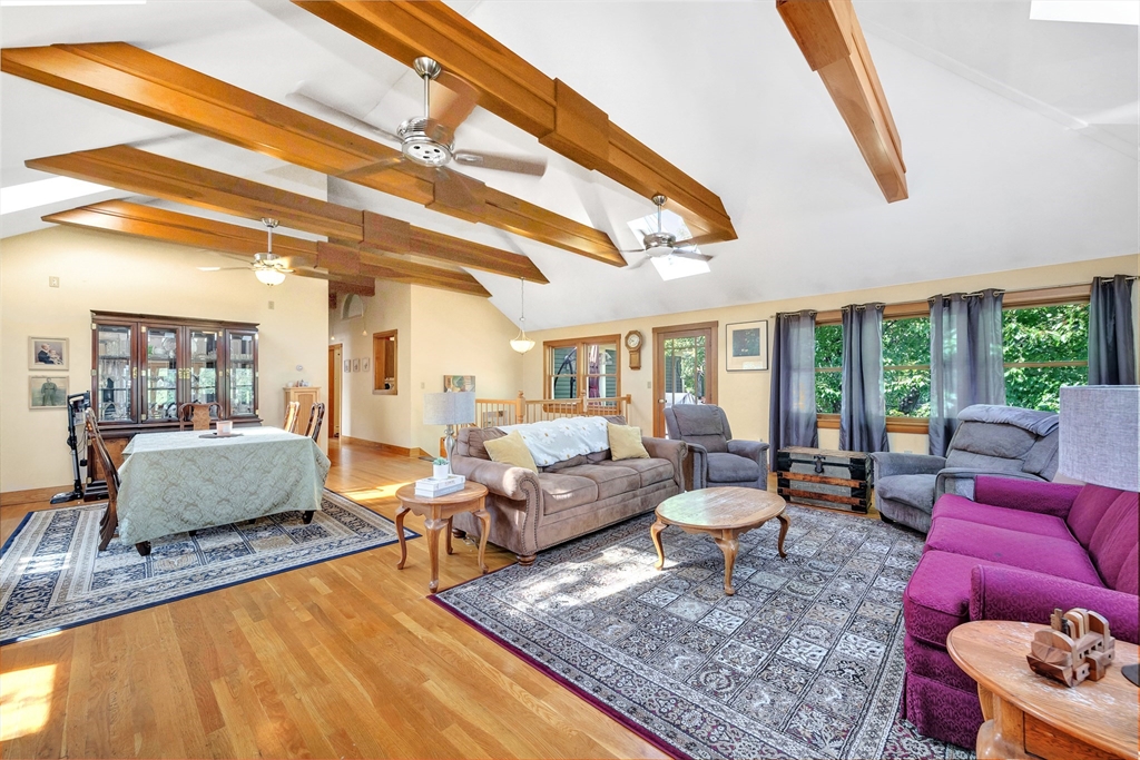 149 Willow Street Property Photo 12