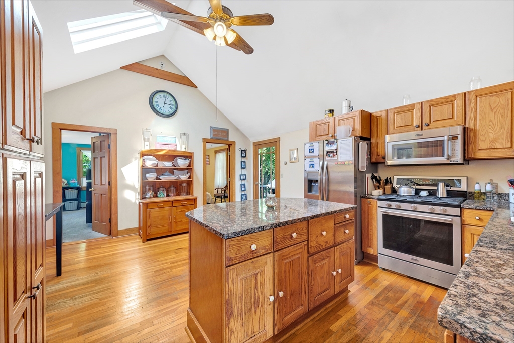 149 Willow Street Property Photo 16