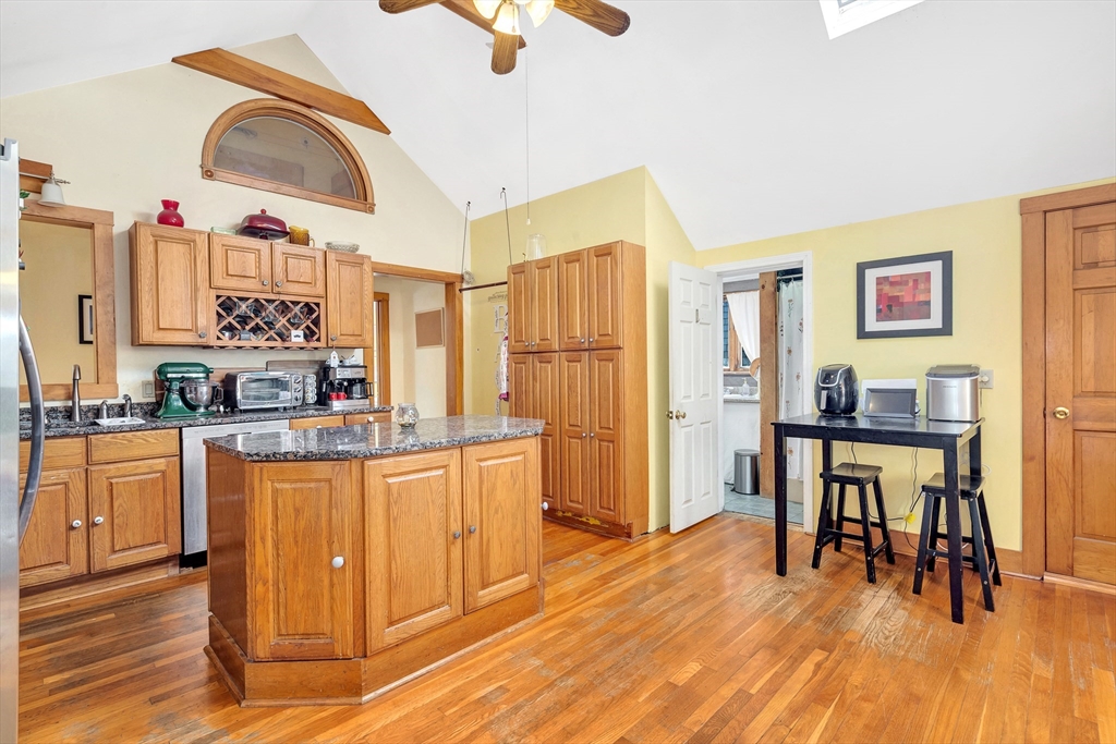 149 Willow Street Property Photo 19