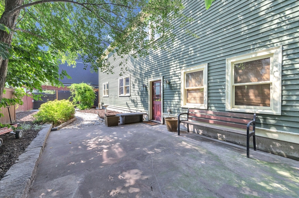 149 Willow Street Property Photo 27