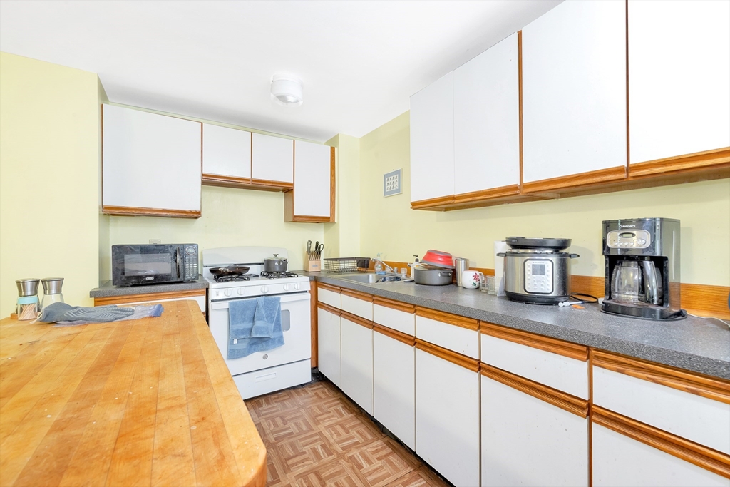 149 Willow Street Property Photo 37