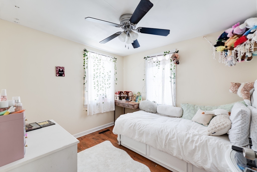 30 Chestnut St Property Photo 19