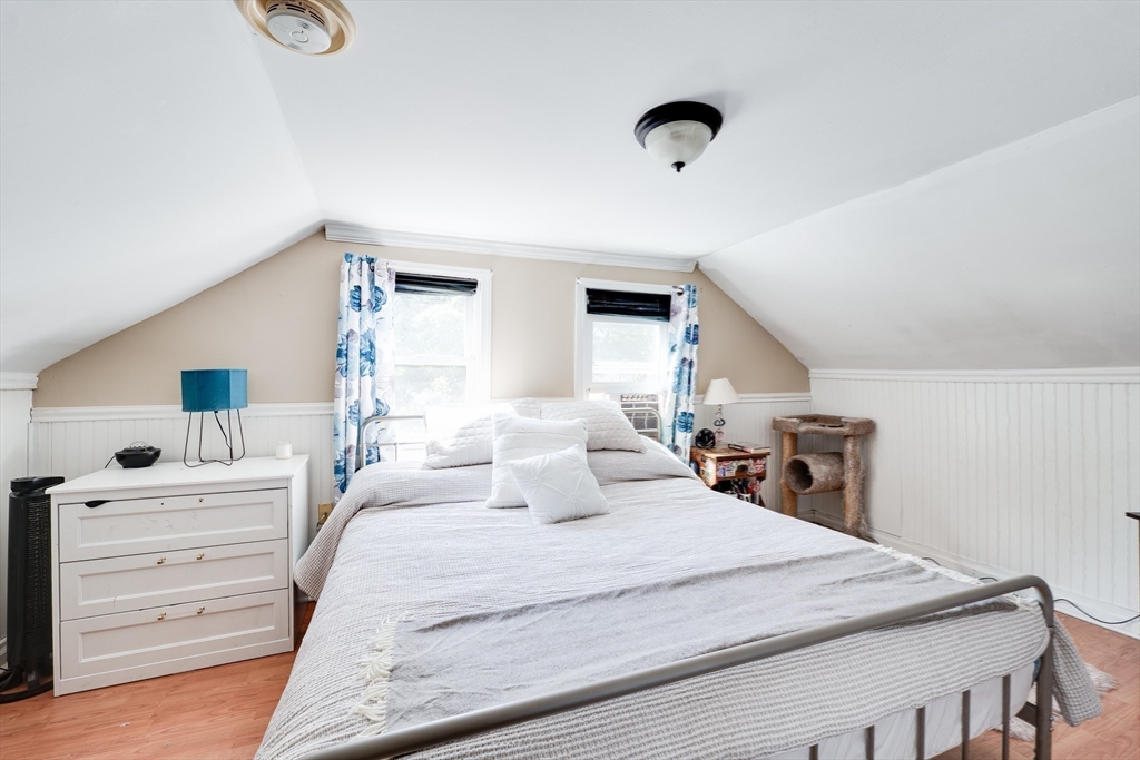 30 Chestnut St Property Photo 23