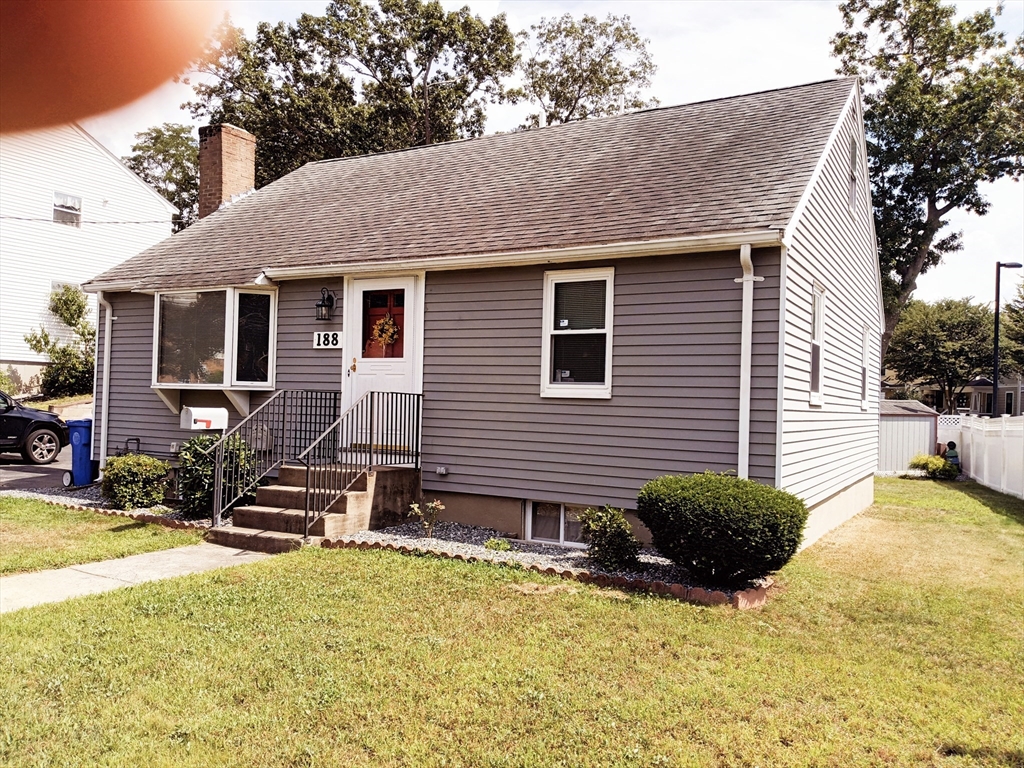 188 Lexington Street # 188 Property Photo 2