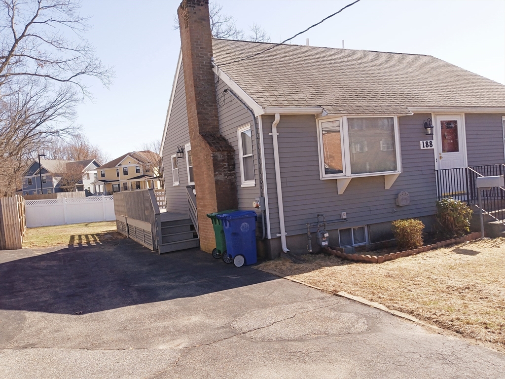 188 Lexington Street # 188 Property Photo 4