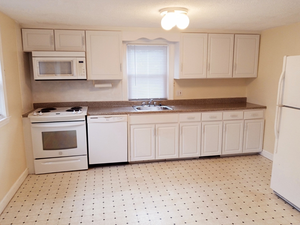 188 Lexington Street # 188 Property Photo 13