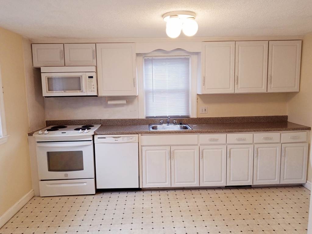 188 Lexington Street # 188 Property Photo 14