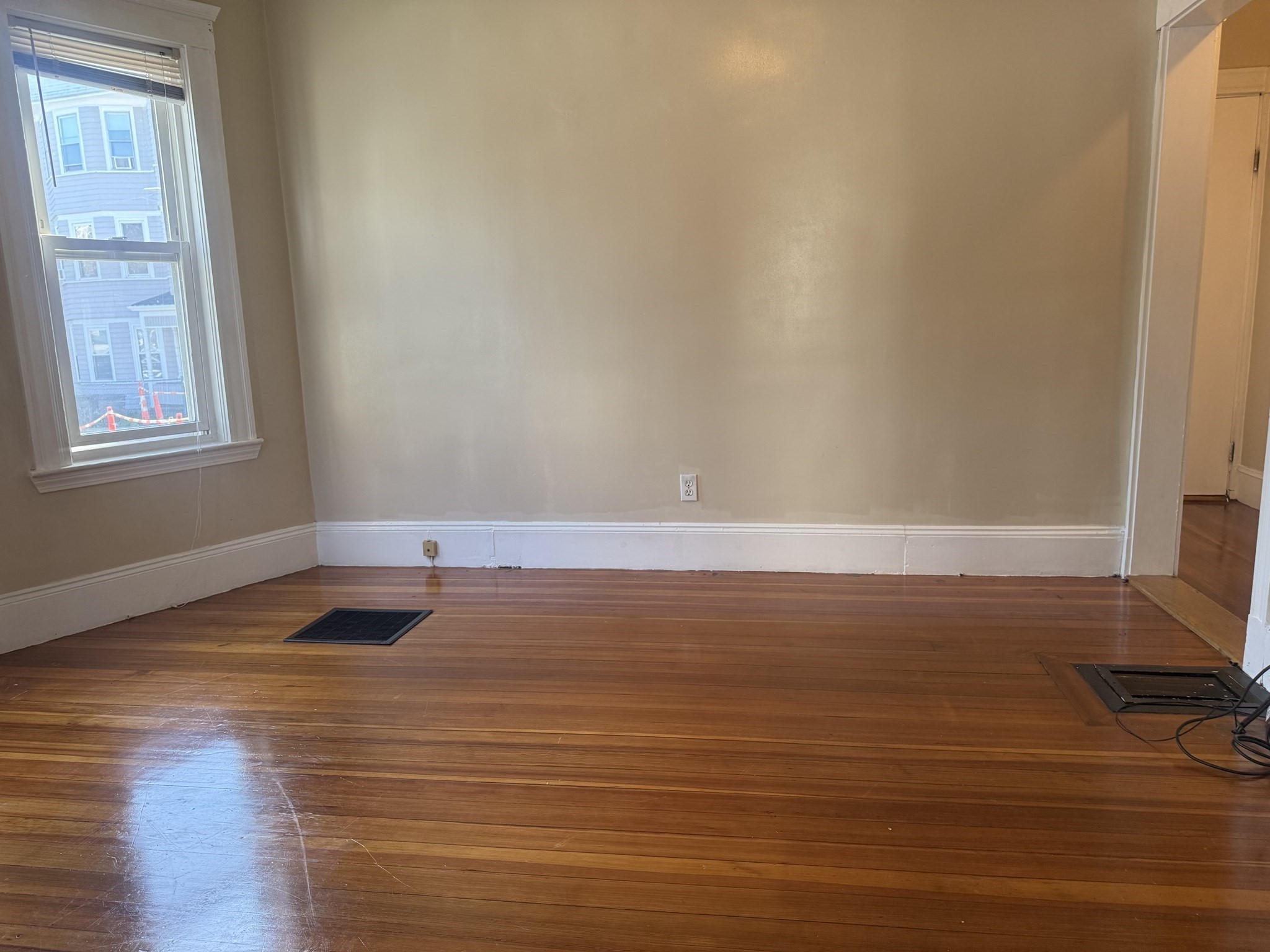29 Torrey St Property Photo 12