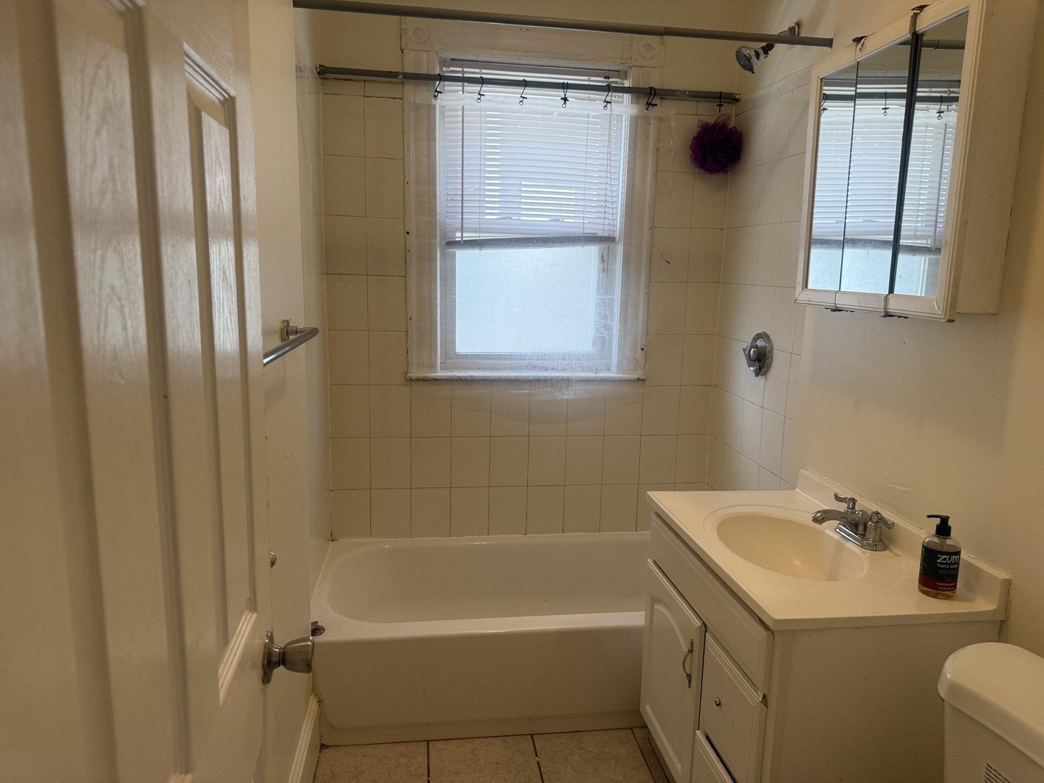 29 Torrey St Property Photo 14