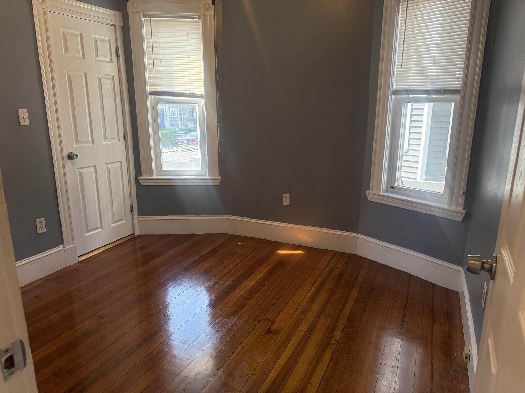 29 Torrey St Property Photo 15