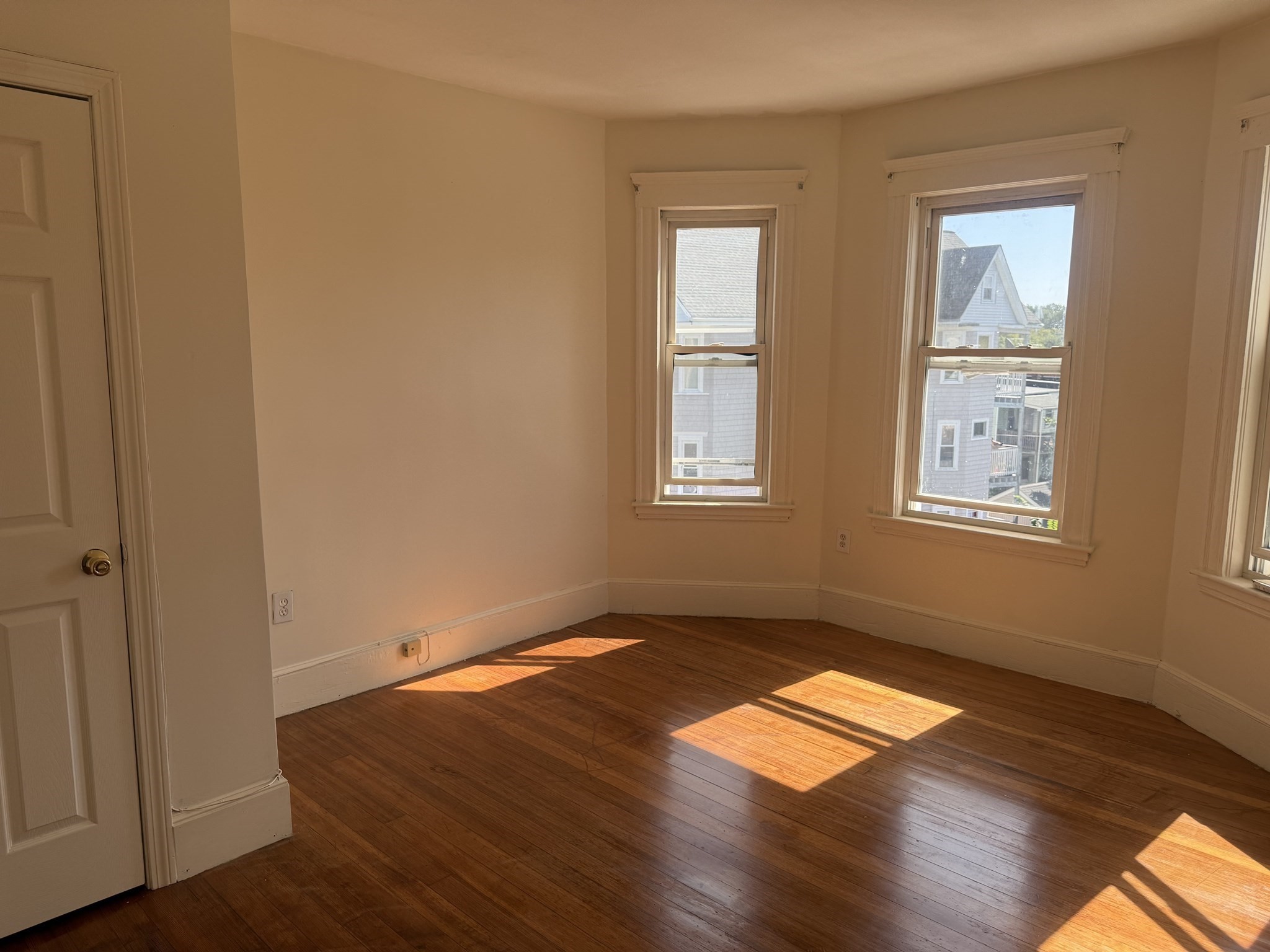 29 Torrey St Property Photo 27