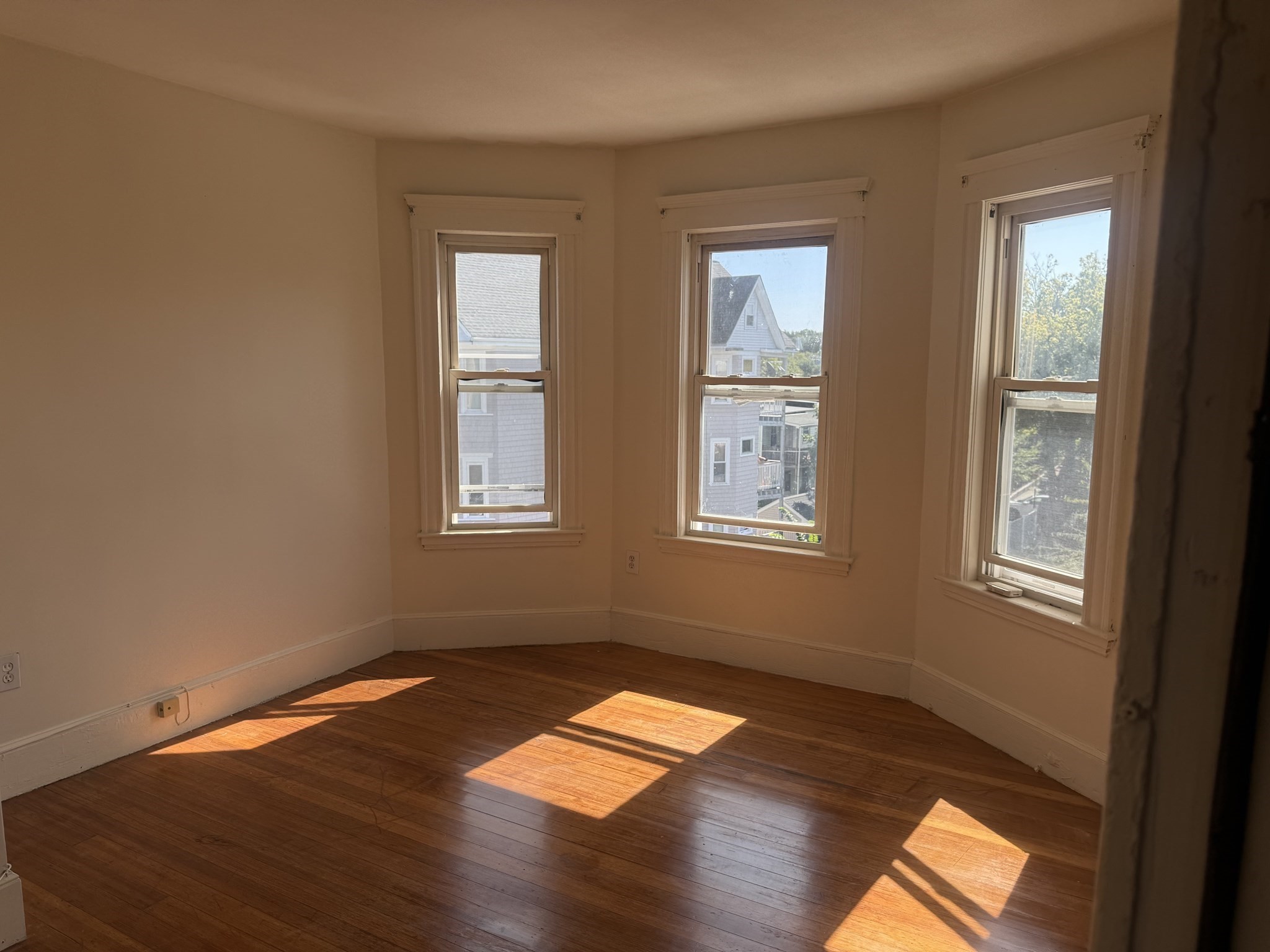 29 Torrey St Property Photo 28
