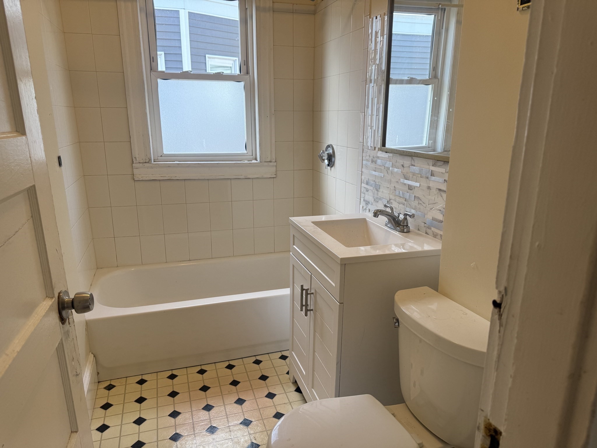 29 Torrey St Property Photo 31