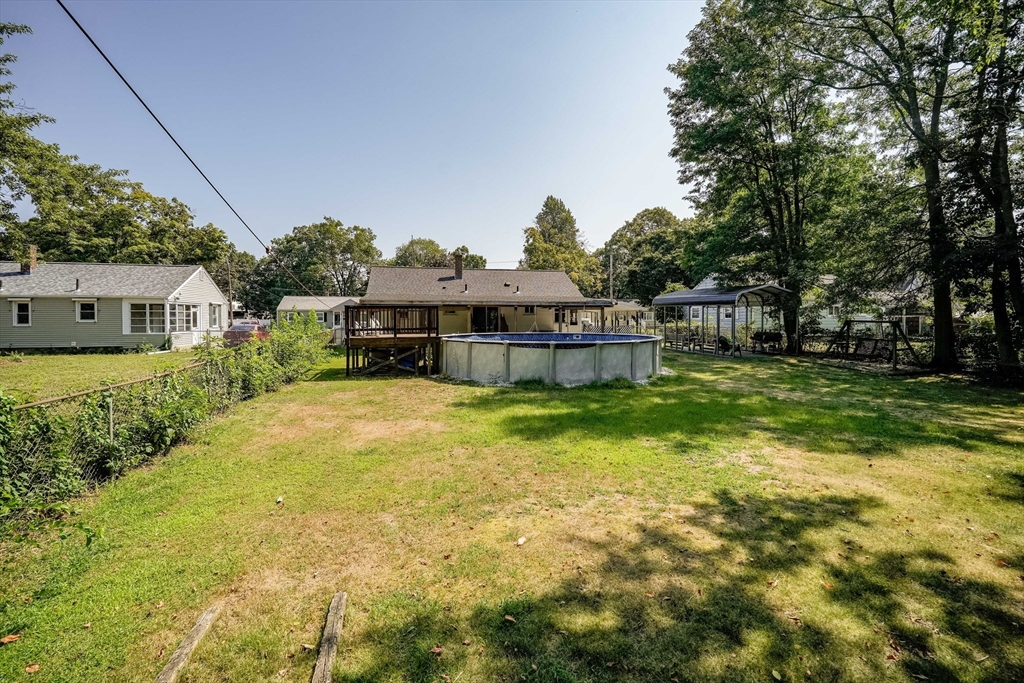 122 Drexel St Property Photo 31