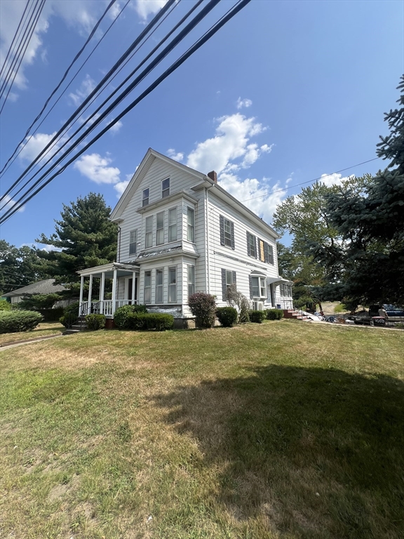 1003 Crescent St # 1 Property Photo 2