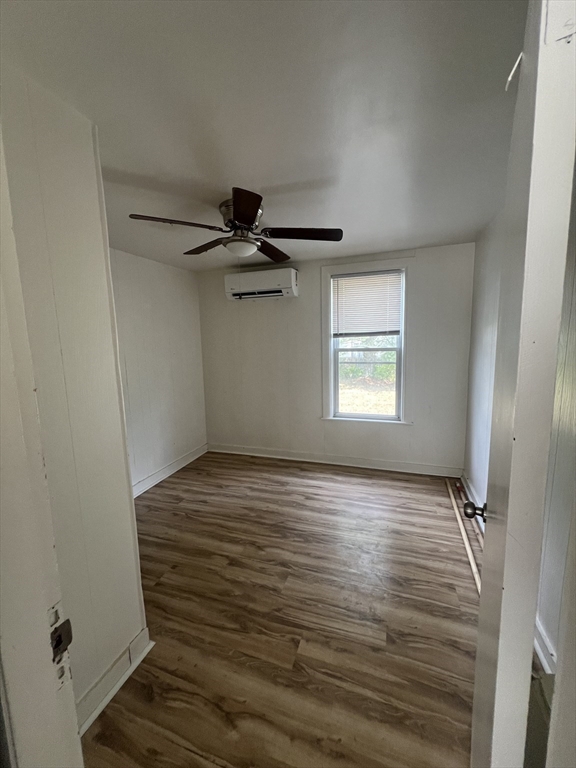 1003 Crescent St # 1 Property Photo 4