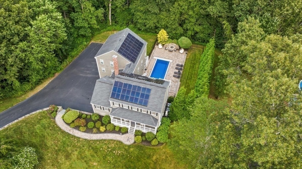 104 Alana Dr Property Photo 1