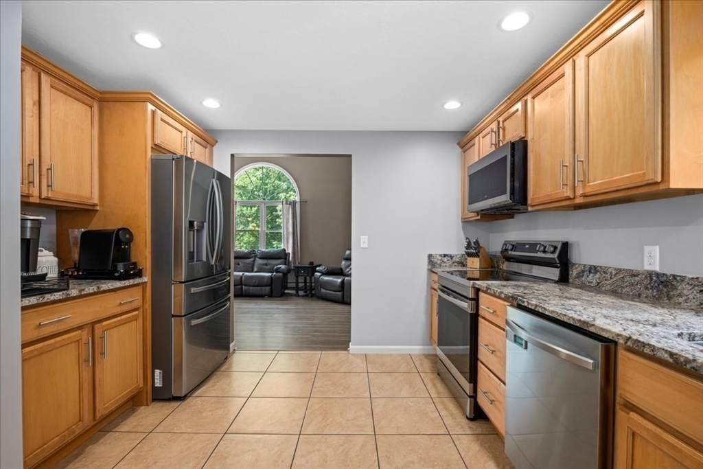 104 Alana Dr Property Photo 8