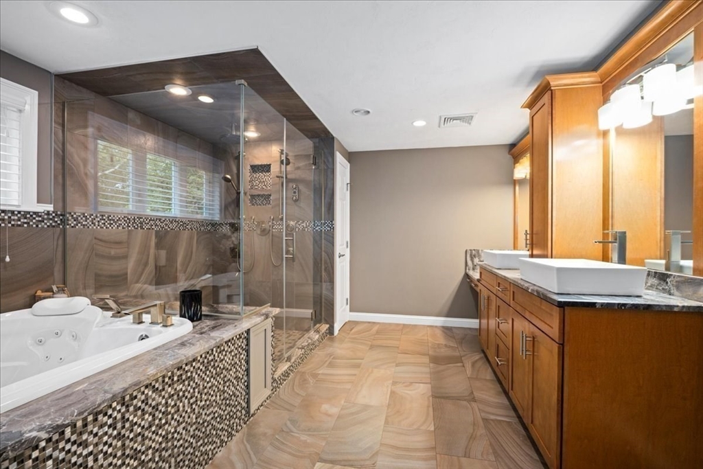 104 Alana Dr Property Photo 16