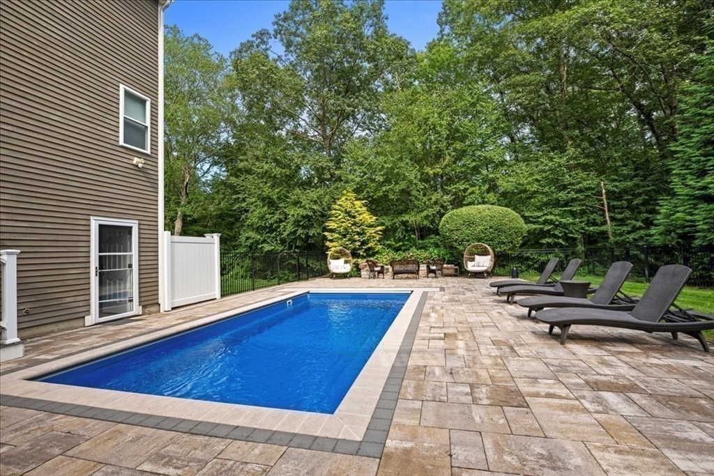 104 Alana Dr Property Photo 33