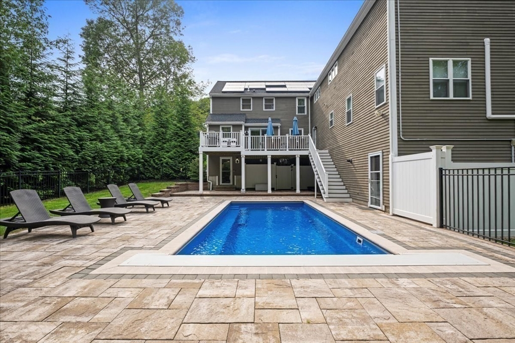 104 Alana Dr Property Photo 34