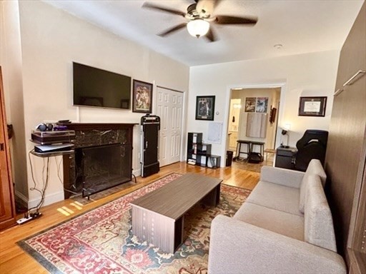 76 Commonwealth # 2 Property Photo 8