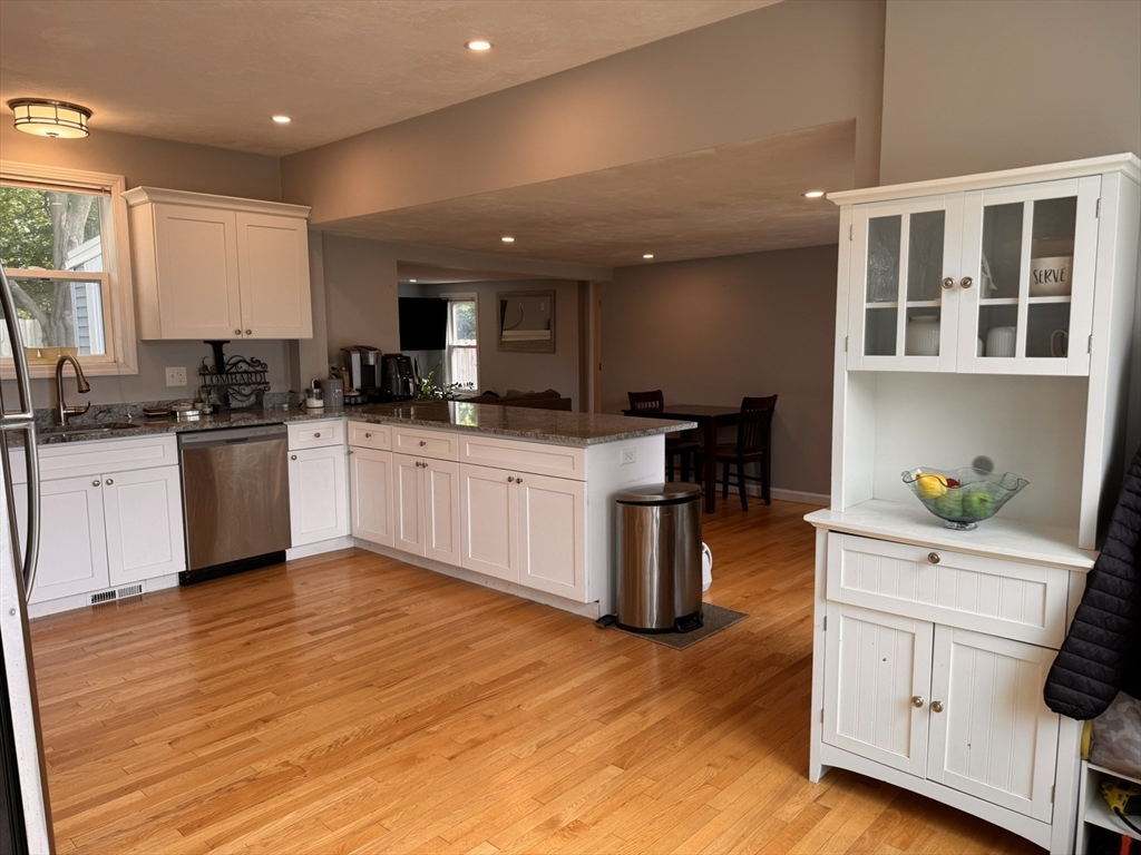 1 Chapel Ln Property Photo 6